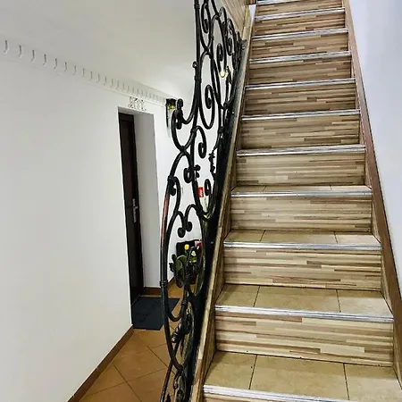 Na Starowce Iii Apartment *
